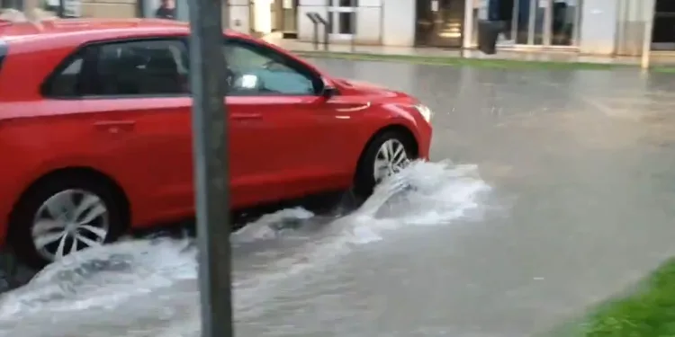 L'Alt Maestrat y la zona de Vinaròs-Benicarlo inundadas con más de 100 litros caídos ya hoy