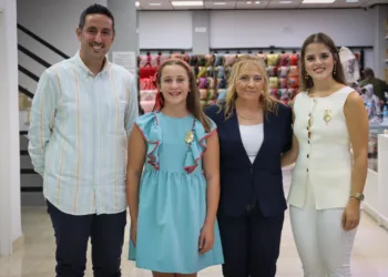 Alan Indumentaristas diseñarán y confeccionarán las mantillas oficiales de las Falleras Mayores de Torrent 2025