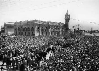 El Puerto de Valencia abre Viure el Port: tradición, cultura, economía e historia en el Edificio del Reloj