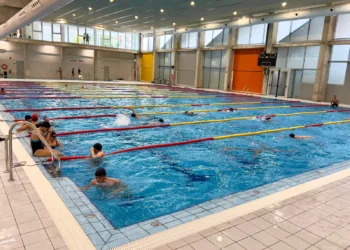 El nuevo Polideportivo de Nou Moles abrió ayer sus puertas 5 El nuevo Polideportivo de Nou Moles abrió ayer sus puertas