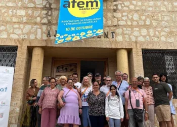 «AFEM Marina Baixa» es recibida por el Ayuntamiento de Finestrat en el Día de la Salud Mental