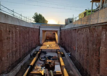 La Generalitat destina 3,4 millones para la construcción de dos pasos inferiores en la línea 3 de Metrovalencia entre Alboraya y Almàssera 1 La Generalitat destina 3,4 millones para la construcción de dos pasos inferiores en la línea 3 de Metrovalencia entre Alboraya y Almàssera