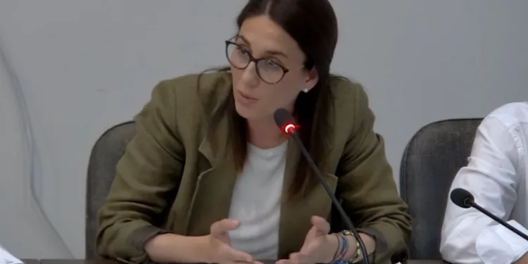 El PP de Silla pide un plan de choque para mejorar las instalaciones del polideportivo