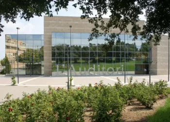 Raquel Alario y Silvia Tomas serán las mantenedoras de las Falleras Mayores de Torrent