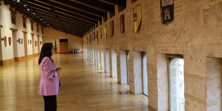 Les Corts Valencianes restauran los escudos nobiliarios de las primeras familias que forjaron el Reino de Valencia 1 Les Corts Valencianes restauran los escudos nobiliarios de las primeras familias que forjaron el Reino de Valencia