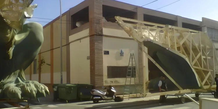 La Ciudad del Artista Fallero: Un referente del arte y tradición fallera en España 1 La Ciudad del Artista Fallero: Un referente del arte y tradición fallera en España