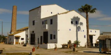 El Ayuntamiento licita la redacción del proyecto de intervención en la Trilladora del Tocaio en El Palmar