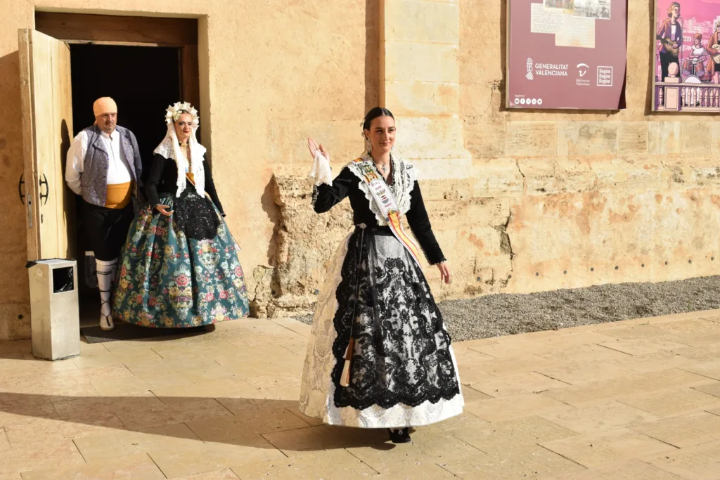 Exaltacio de la Reina de lHorta de Valencia i la seua Cort dHonor 2025 23