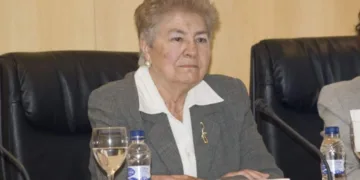 Ampar Cabanes: valentia, constància i valenciania