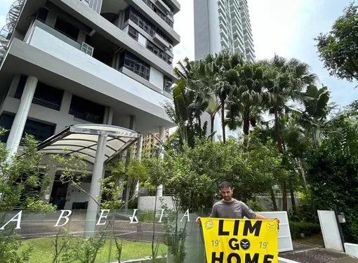 Un viaje convertido en advertencia: Los valencianos retenidos en Singapur vuelven a casa tras una "pegatina desafortunada" 1 Un viaje convertido en advertencia: Los valencianos retenidos en Singapur vuelven a casa tras una «pegatina desafortunada»