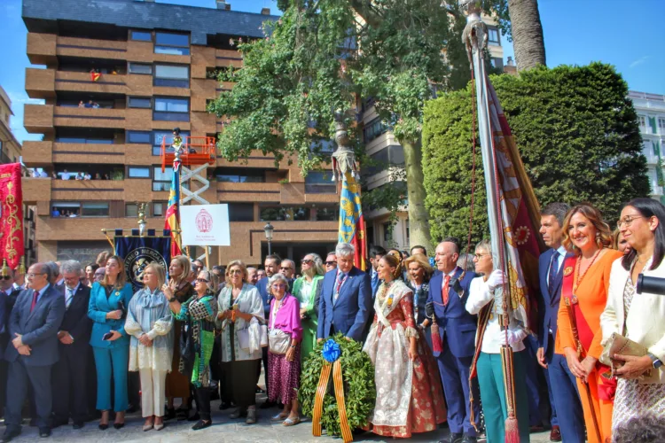 Lo Rat Penat celebra el 9 d’Octubre recordant a Ausias March i Francesc de Vinatea