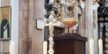 La Catedral celebró la Fiesta Anual del Santo Cáliz