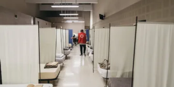 Cerca de 500 personas permanecen en albergues en el Horta Sud debido a la DANA