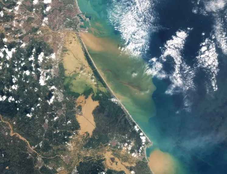 Imágenes satelitales muestran el impacto de la DANA en Valencia: un recurso clave para la respuesta a desastres