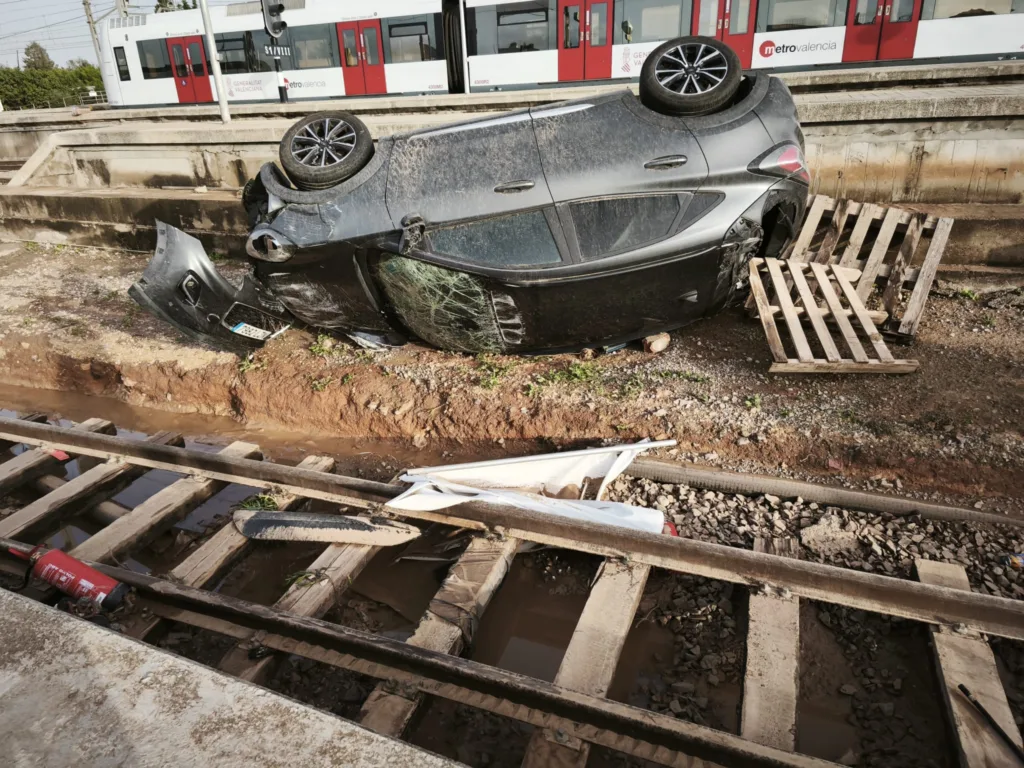 Las líneas sur de MetroValencia tardarán 4-5 meses en recuperarse 5 GbO8uceXYAAoi Y