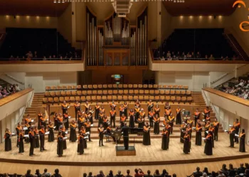 El Orfeón Universitario de Valencia interpreta el Requiem de Brahms en la vuelta al Palau de la Música