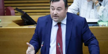 VOX exige la restitución de la Cruz del Ribalta y acusa al tripartito de Castellón de sectarismo ideológico