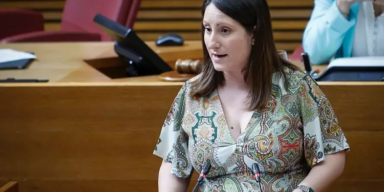 VOX urge al PP a cumplir su promesa de contratar 300 enfermeras escolares en colegios valencianos 1 VOX urge al PP a cumplir su promesa de contratar 300 enfermeras escolares en colegios valencianos