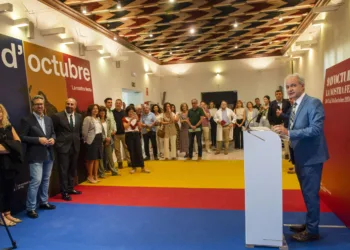 La Diputació de Valéncia recorre cerca de 800 años de celebración del 9 d’Octubre