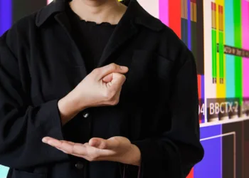 El «Canal 24 horas» niega la accesibilidad a las personas sordas