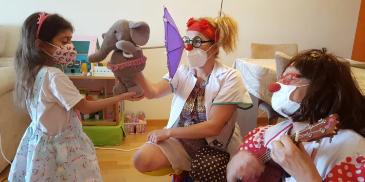 4.000 neonatos se benefician del efecto terapéutico de las nanas de Payasospital 1 4.000 neonatos se benefician del efecto terapéutico de las nanas de Payasospital