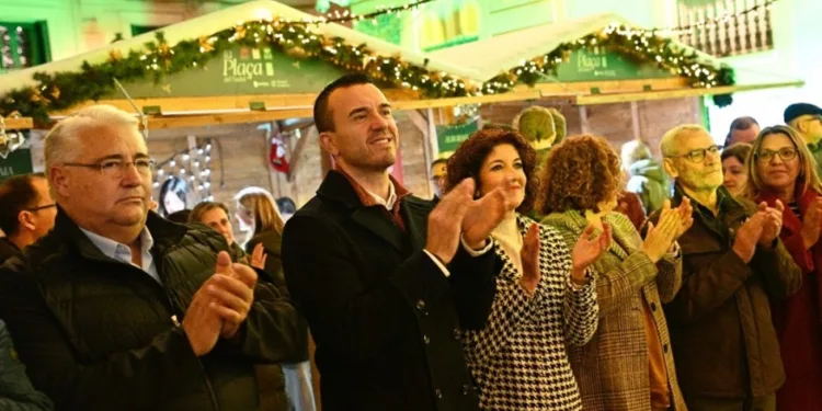 Diputació de Valéncia ayuda con 445.000 euros a los municipios de menos de 30.000 habitantes para organizar ferias y mercados navideños