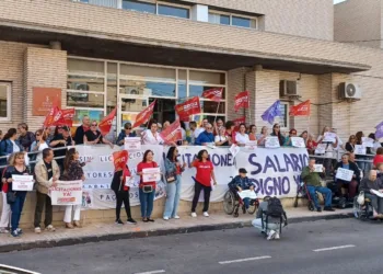 CCOO reclama a las puertas de las residencias y centros de día de gestiones integrales sus licitaciones 8 CCOO reclama a las puertas de las residencias y centros de día de gestiones integrales sus licitaciones