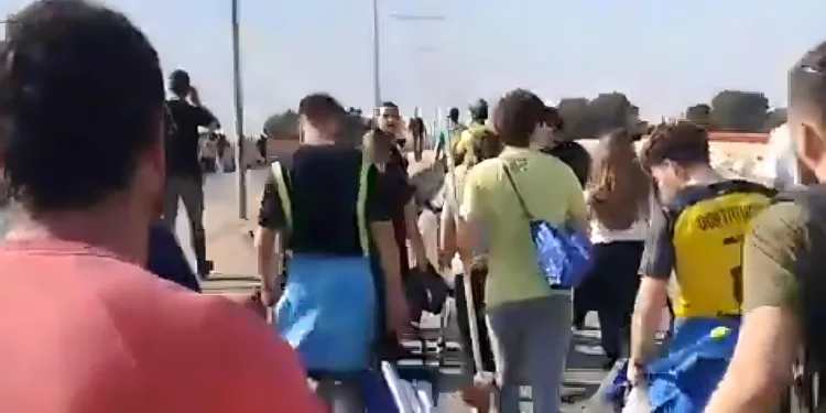 La solidaridad de los valencianos no tiene límites: caravanas de ayuda ciudadana a las zonas afectadas 1 La solidaridad de los valencianos no tiene límites: caravanas de ayuda ciudadana a las zonas afectadas