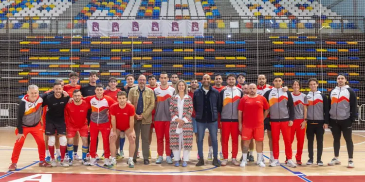 La selección española de fútbol sala con discapacidad visual prepara en Guadalajara su asalto al Europeo 1 La selección española de fútbol sala con discapacidad visual prepara en Guadalajara su asalto al Europeo