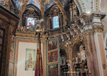 La procesión cívica más lenta y larga que se recuerda 6 La procesión cívica más lenta y larga que se recuerda