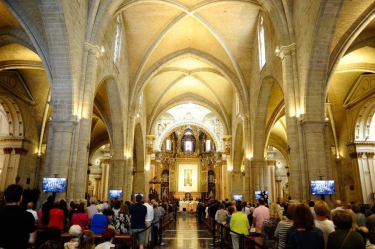 Lo Rat Penat celebra el 9 d’Octubre recordant a Ausias March i Francesc de Vinatea