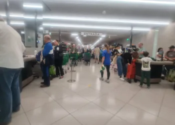 Locura en los supermercados en Valencia Ciudad