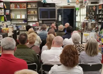 Baltasar Bueno presenta el libro "Virgen de los Desamparados"