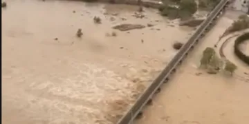 El Júcar a punto de desbordarse en varios puntos