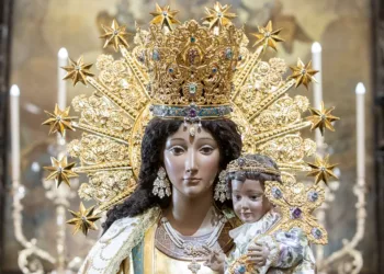 La imagen peregrina de la Virgen de los Desamparados visitará Manises a partir de este viernes