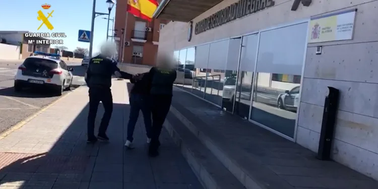 Detenidos 31 ciberdelincuentes que estafaban a nivel nacional haciéndose pasar por bancos