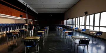 El Ayuntamiento de Cullera suspende las clases y cierra el polideportivo ‘La Partideta’ ante la llegada de la DANA