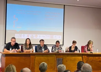 El Congreso de Cultura Catalana con la participación de la AVL prosigue con su hoja de ruta hacia sus países inventados 1 El Congreso de Cultura Catalana con la participación de la AVL prosigue con su hoja de ruta hacia sus países inventados