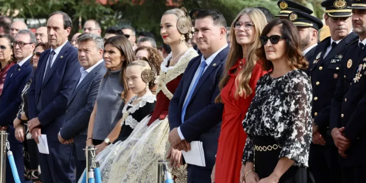 Las Falleras Mayores de Valencia asisten en representación del mundo fallero al acto del Día de la Policía Local 1 Las Falleras Mayores de Valencia en representación del mundo fallero al acto del Día de la Policía Local
