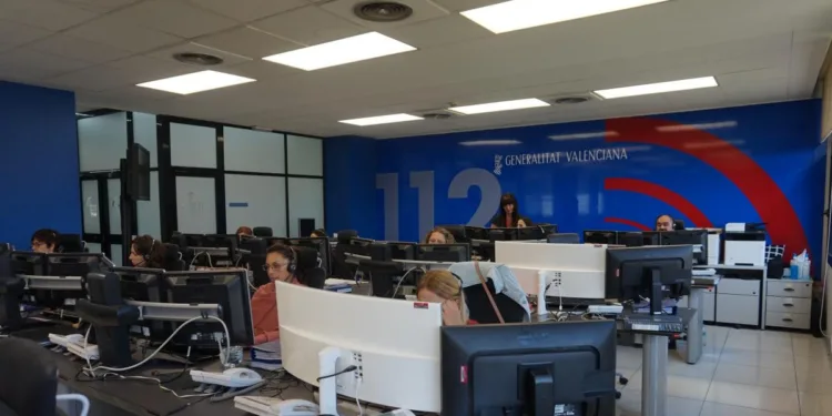 La Generalitat habilita un teléfono de ayuda para familiares de desaparecidos por la DANA en la Comunidad Valenciana 1 La Generalitat habilita un teléfono de ayuda para familiares de desaparecidos por la DANA en la Comunidad Valenciana