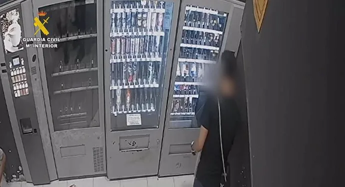 Dos menores investigados por un ataque homófobo y robo en Valencia 1 Dos menores investigados por un ataque homófobo y robo en Valencia