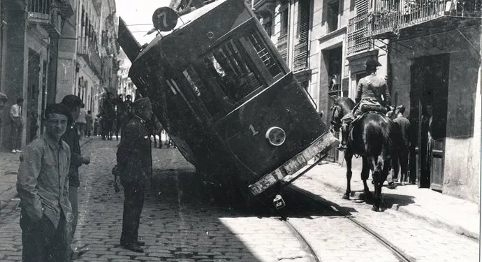 Exposición Fotográfica de Vidal Corella sobre la Revolución de Octubre de 1934 en el Colegio Mayor Rector Peset