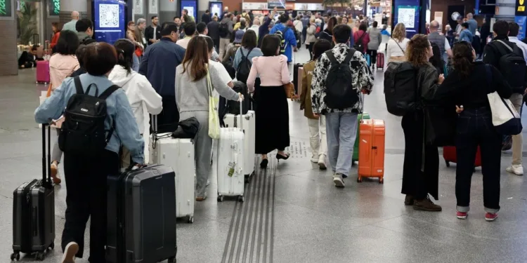 Cancelados 21 trenes entre la Comunitat Valenciana y Madrid tras el descarrilamiento en Chamartín 1 Cancelados 21 trenes entre la Comunitat Valenciana y Madrid tras el descarrilamiento en Chamartín