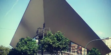 El Mercado Municipal de Jesús tendrá una nueva cubierta que acabará con las goteras actuales
