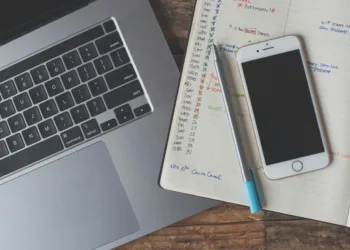 Calendario laboral 2025: Festivos y puentes en cada comunidad autónoma