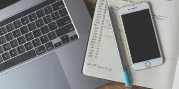 Calendario laboral 2025: Festivos y puentes en cada comunidad autónoma