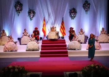 Torrent exalta a Ana Barberá Palop como su Fallera Mayor Infantil 2025