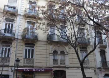 El ayuntamiento comunica al promotor de un hotel que consultar a la Comisión de Patrimonio no le faculta para tener permiso