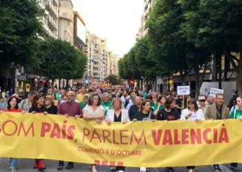 Acció Cultural denuncia una agresión tras la manifestación del 9 d’Octubre: insultos y tensiones en un día festivo