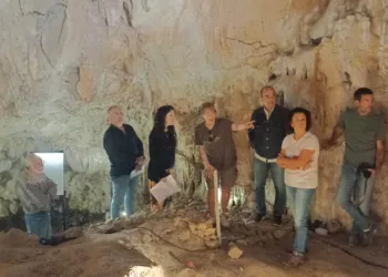 La Cova de l’Or en Beniarrés, el santuario neolítico alicantino declarado BIC, reabre tras las obras de musealización